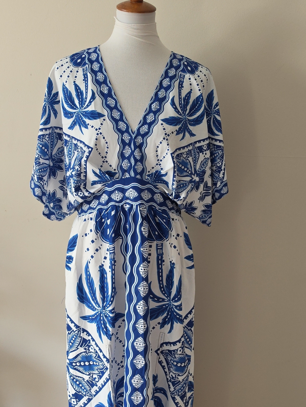 Women’s Blue & White Printed V-Neck Swim Cover-Up - Picture 2 of 12